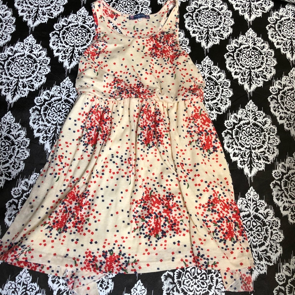 Truly Me size 10 dress girls . Very cute!